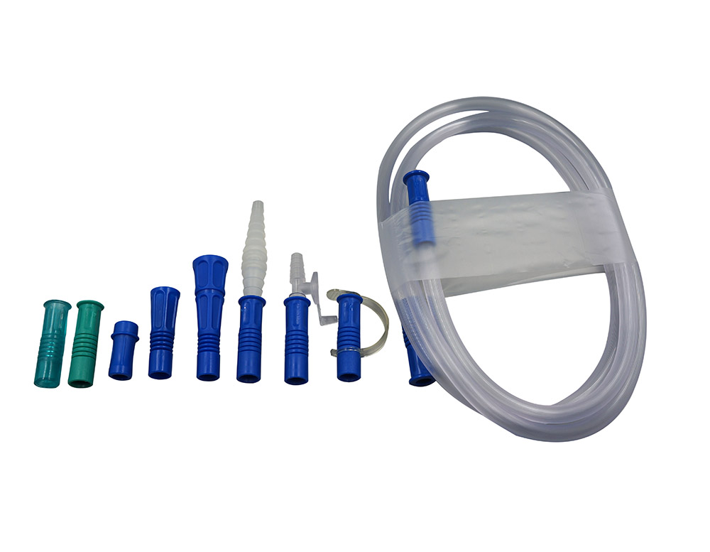 Suction connecting pipe